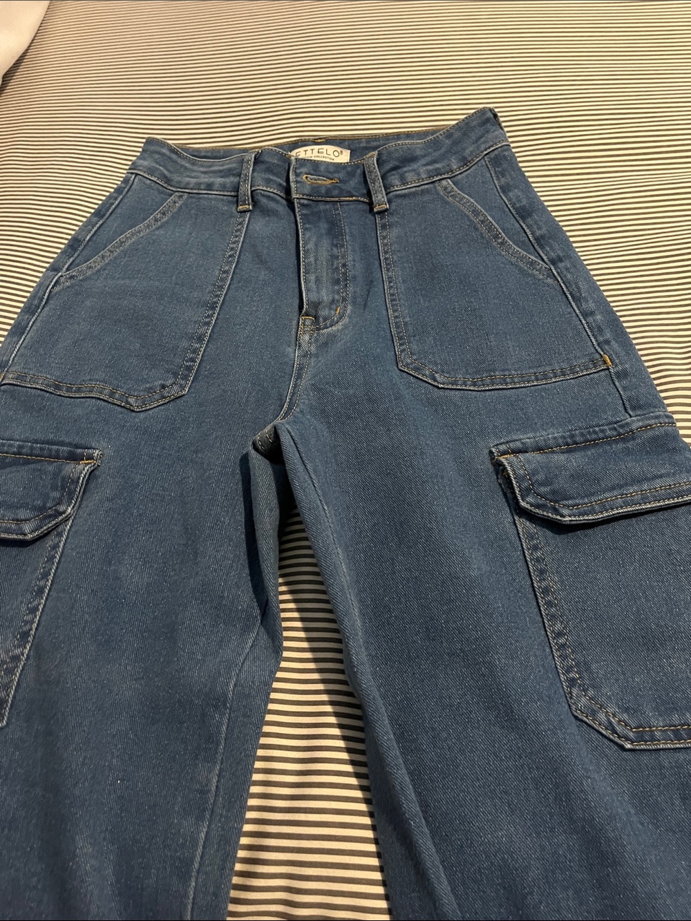 Cargo jeans. Size 4, found on line.